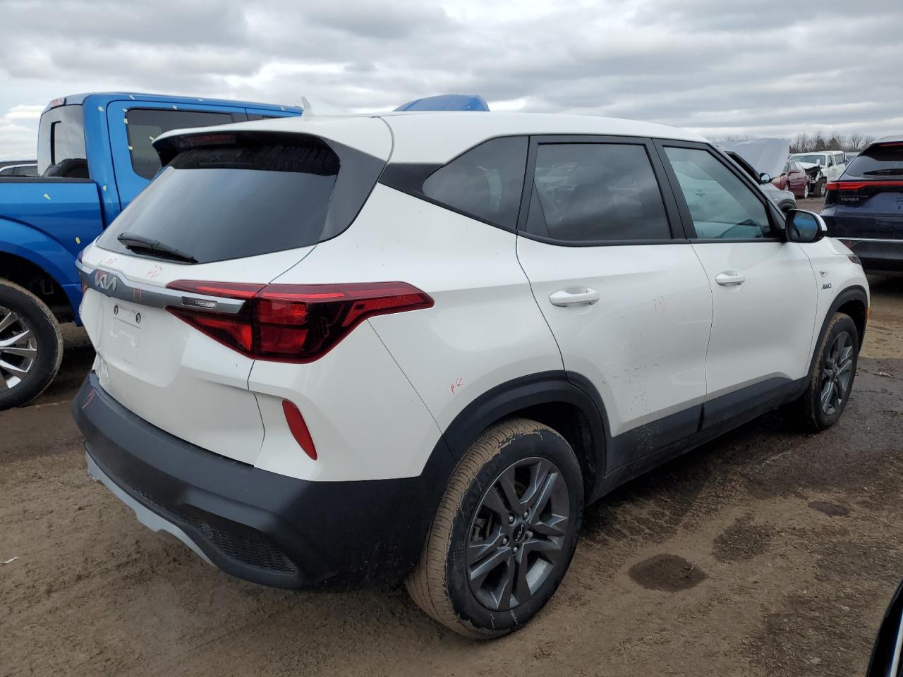 2022 KIA SELTOS LX VIN:KNDEPCAA0N7341763
