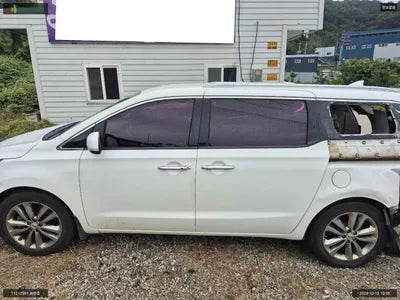 2017 Kia Carnival KNAME81ABJS412645 VIN:KNAME81ABJS412645