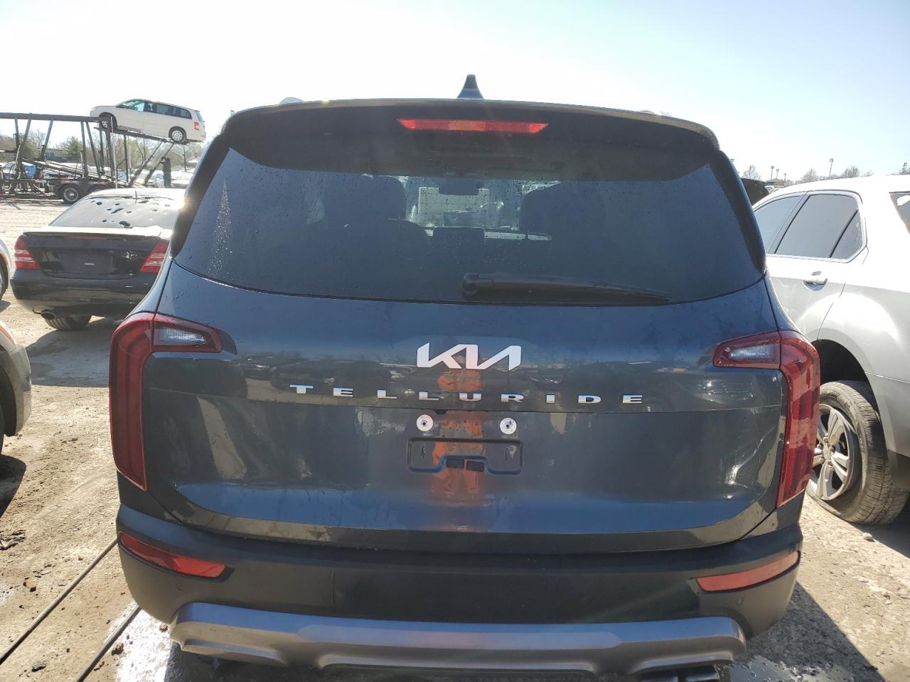 2022 KIA TELLURIDE S VIN:5XYP64HC4NG283636