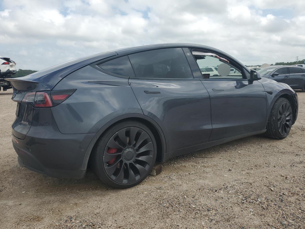 2022 TESLA MODEL Y  VIN:7SAYGDEF6NF319496