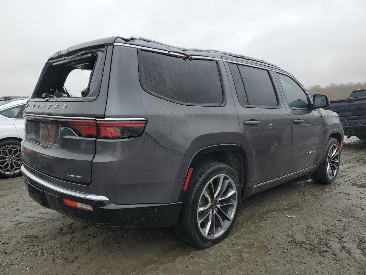 2022 JEEP WAGONEER SERIES III VIN:1C4SJVDT1NS127424