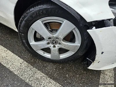 2017 Mercedes-Benz C 200 VIN: