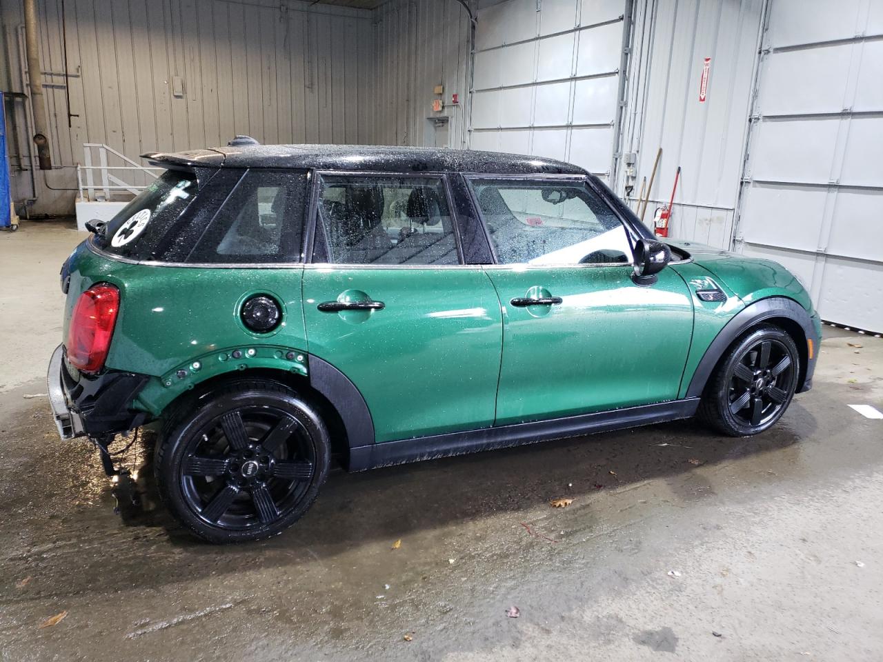 2022 MINI COOPER S VIN:WMW53DK08N2P87600