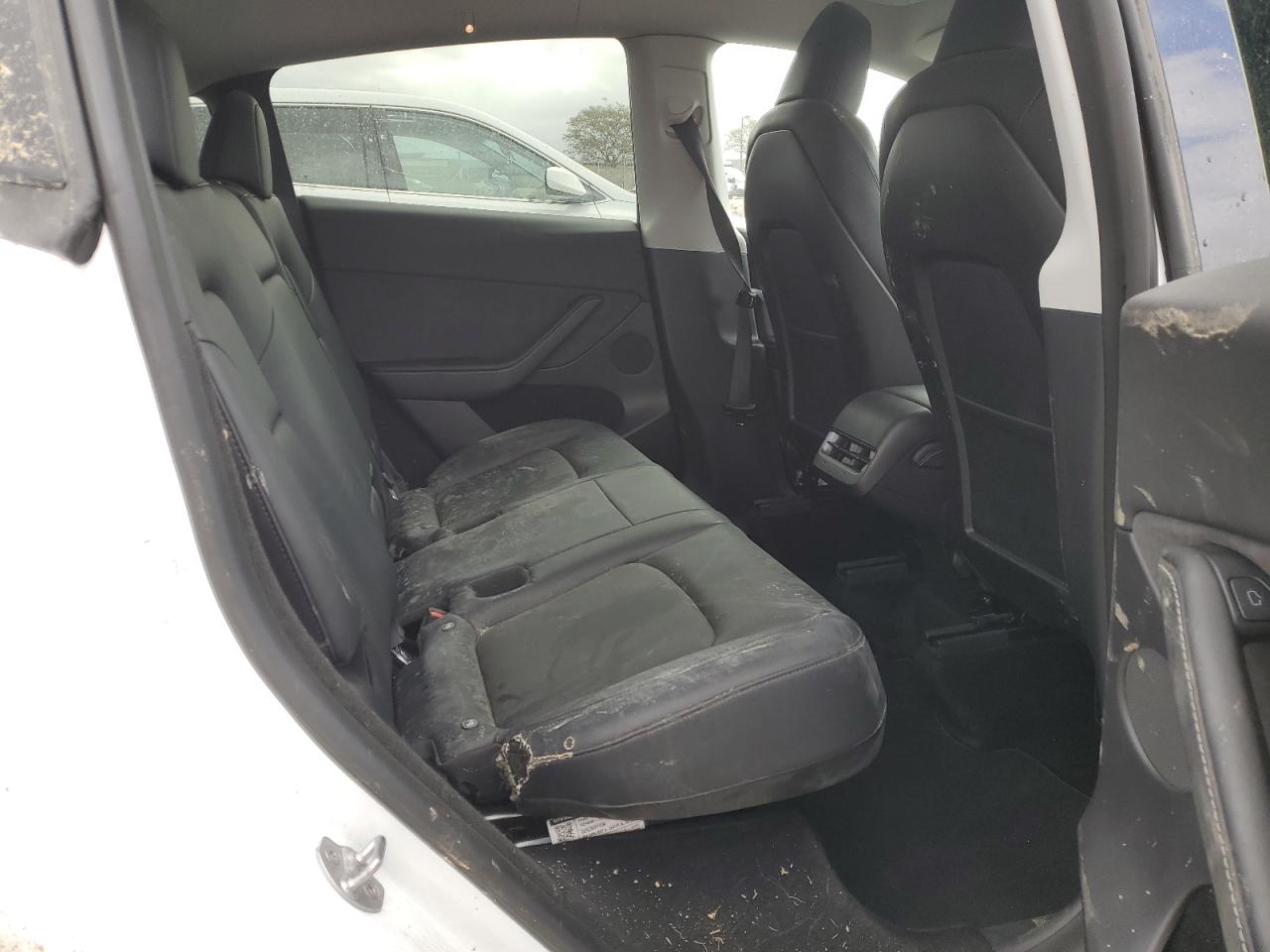 2023 TESLA MODEL Y  VIN:7SAYGDEE8PA069783