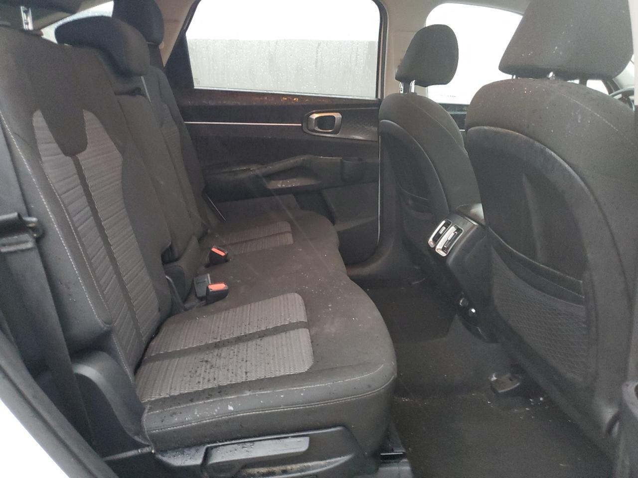 2022 KIA SORENTO LX VIN:5XYRGDLC5NG162255