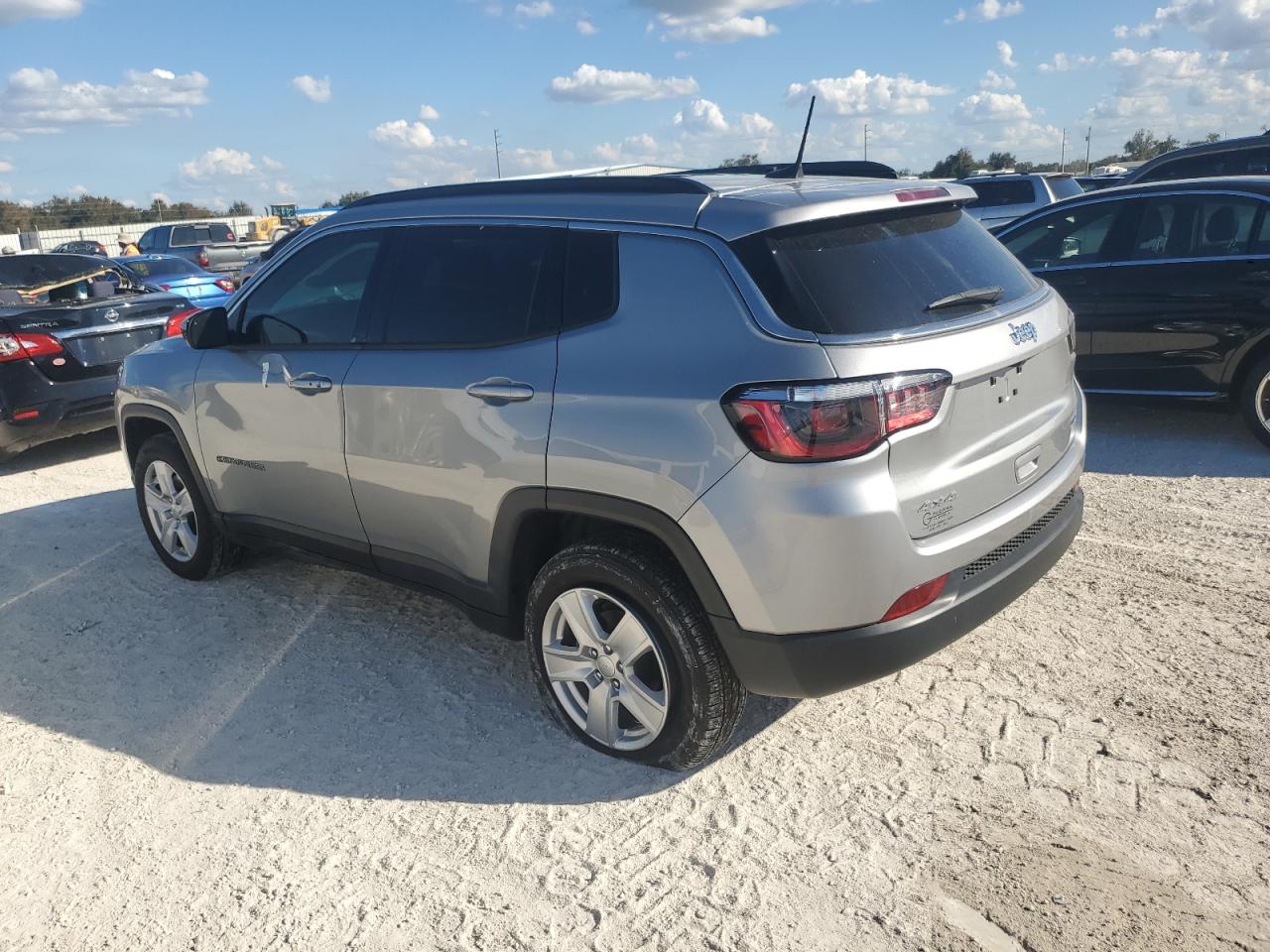2022 JEEP COMPASS LATITUDE VIN:3C4NJDBB2NT135922