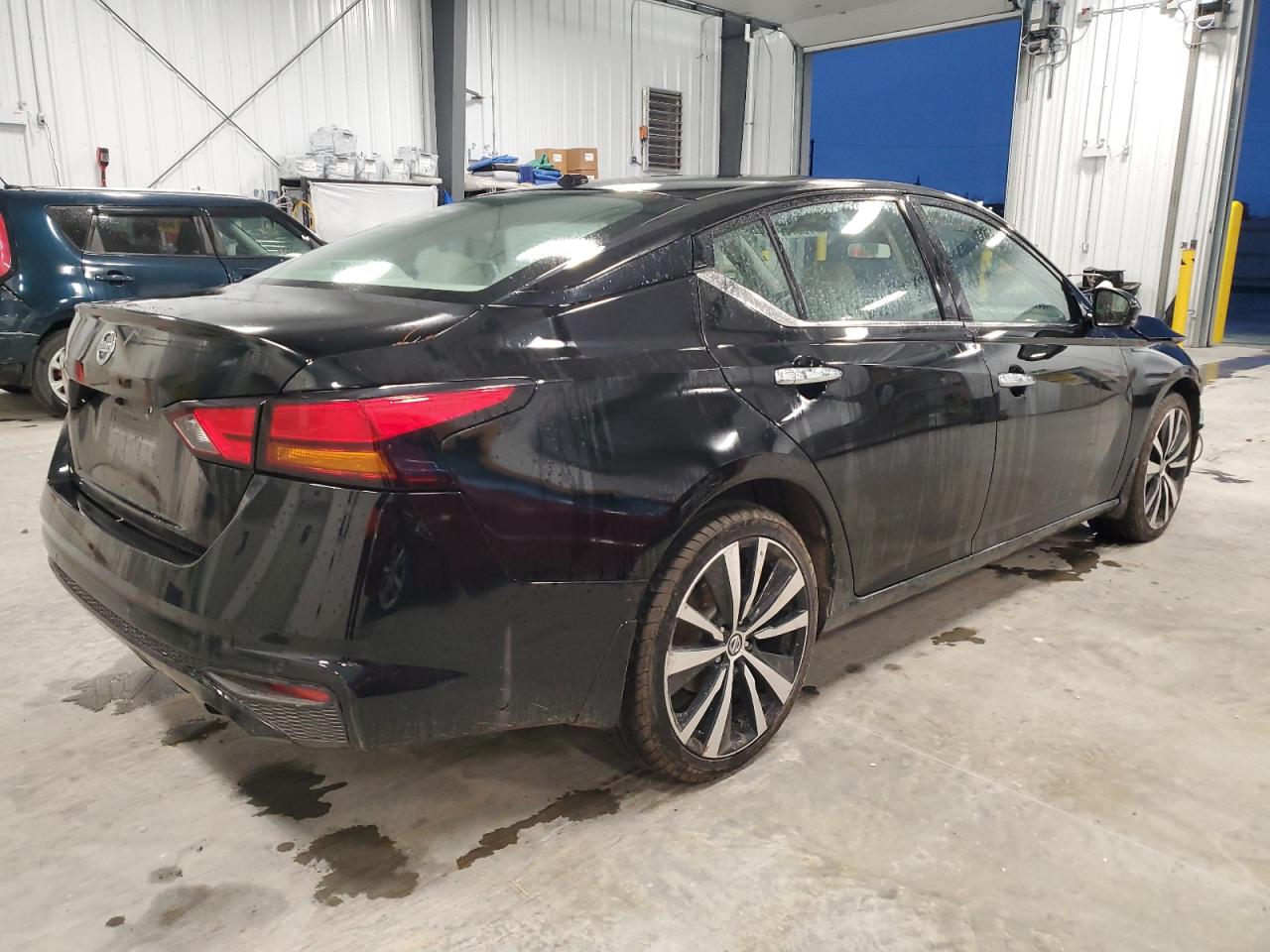 2022 NISSAN ALTIMA PLATINUM VIN:1N4BL4FW0NN327825