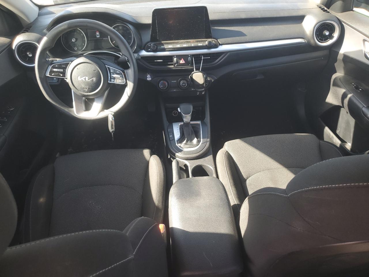 2022 KIA FORTE FE VIN:3KPF24AD9NE434512