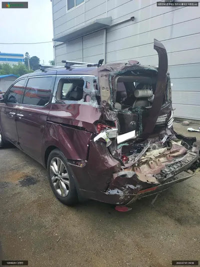 2017 Kia Carnival KNAMC81ABHS331101 VIN:KNAMC81ABHS331101