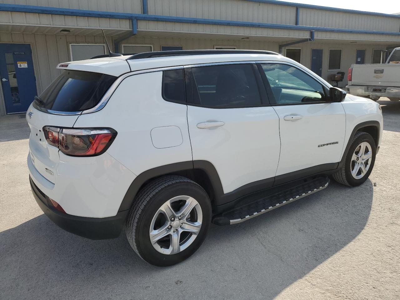 2023 JEEP COMPASS LATITUDE VIN:3C4NJDBN4PT549197