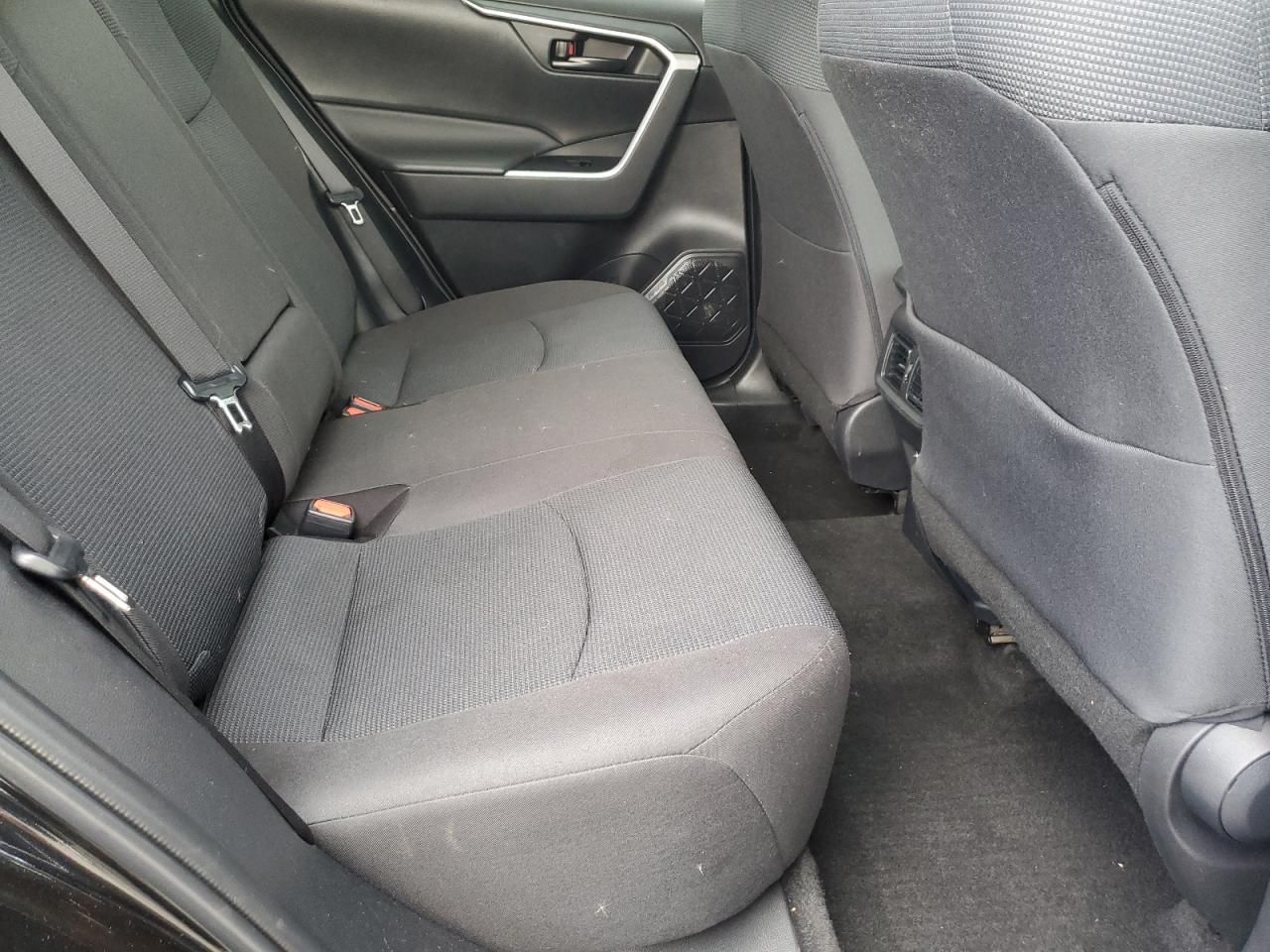 2022 TOYOTA RAV4 LE VIN:2T3F1RFV1NW304021