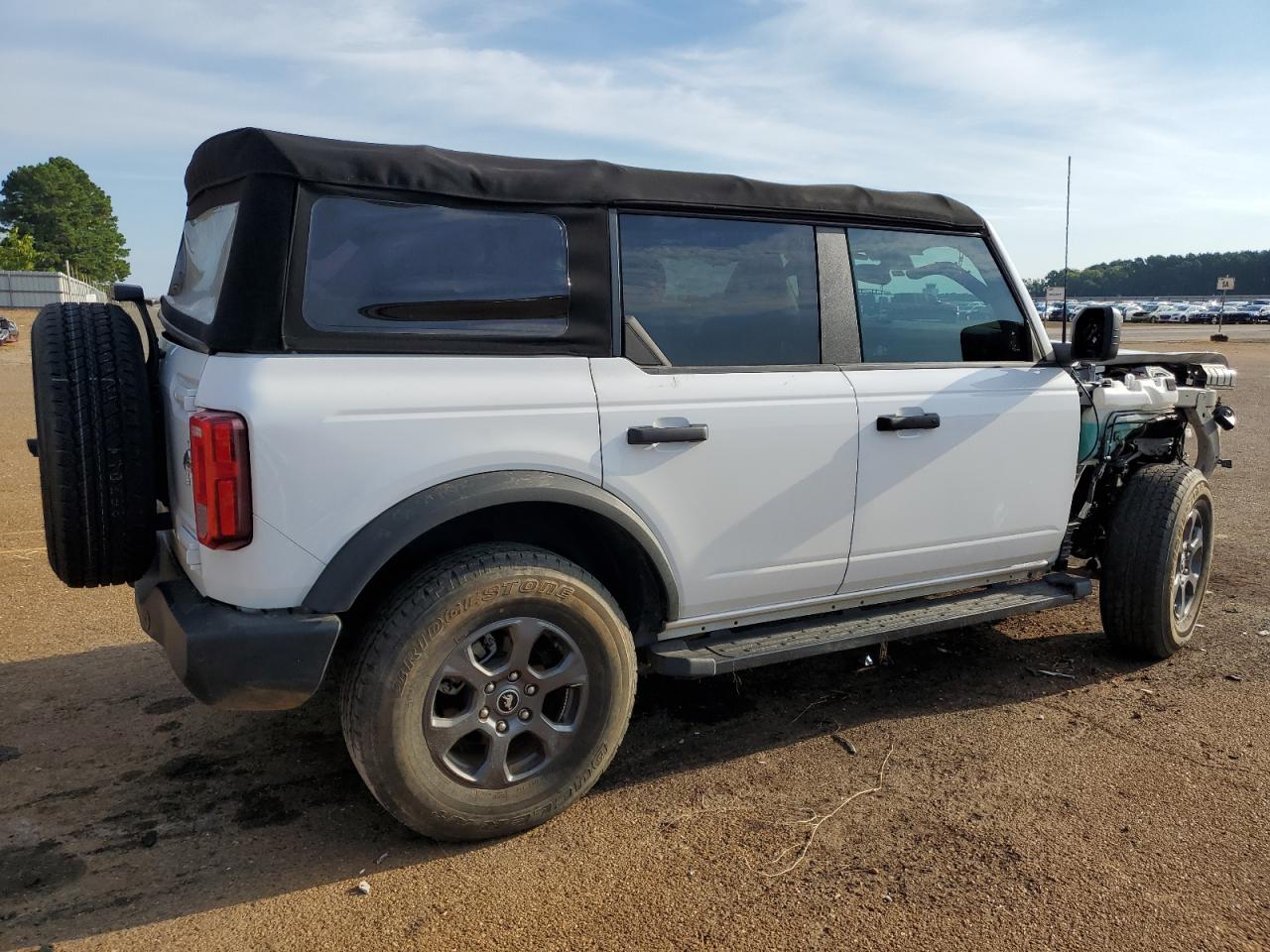 2022 FORD BRONCO BASE VIN:1FMDE5BH7NLB14131