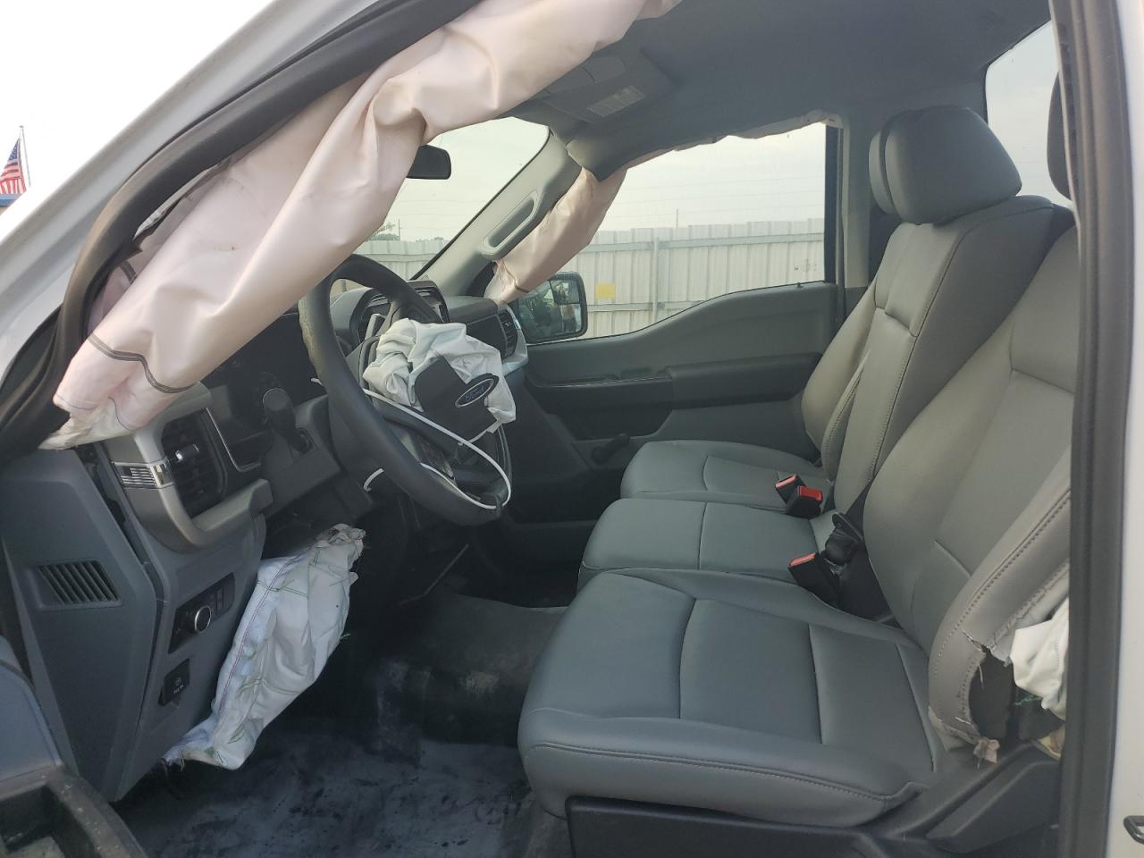 2022 FORD F150  VIN:1FTMF1CB1NKE65448
