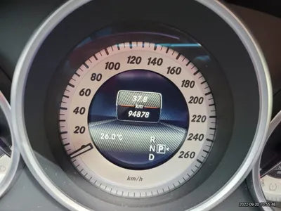 2015 Mercedes-Benz E 220 VIN: