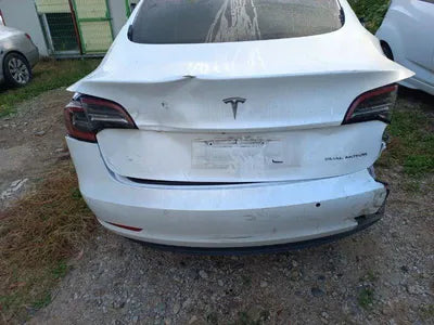 2022 Tesla Model 3 VIN: