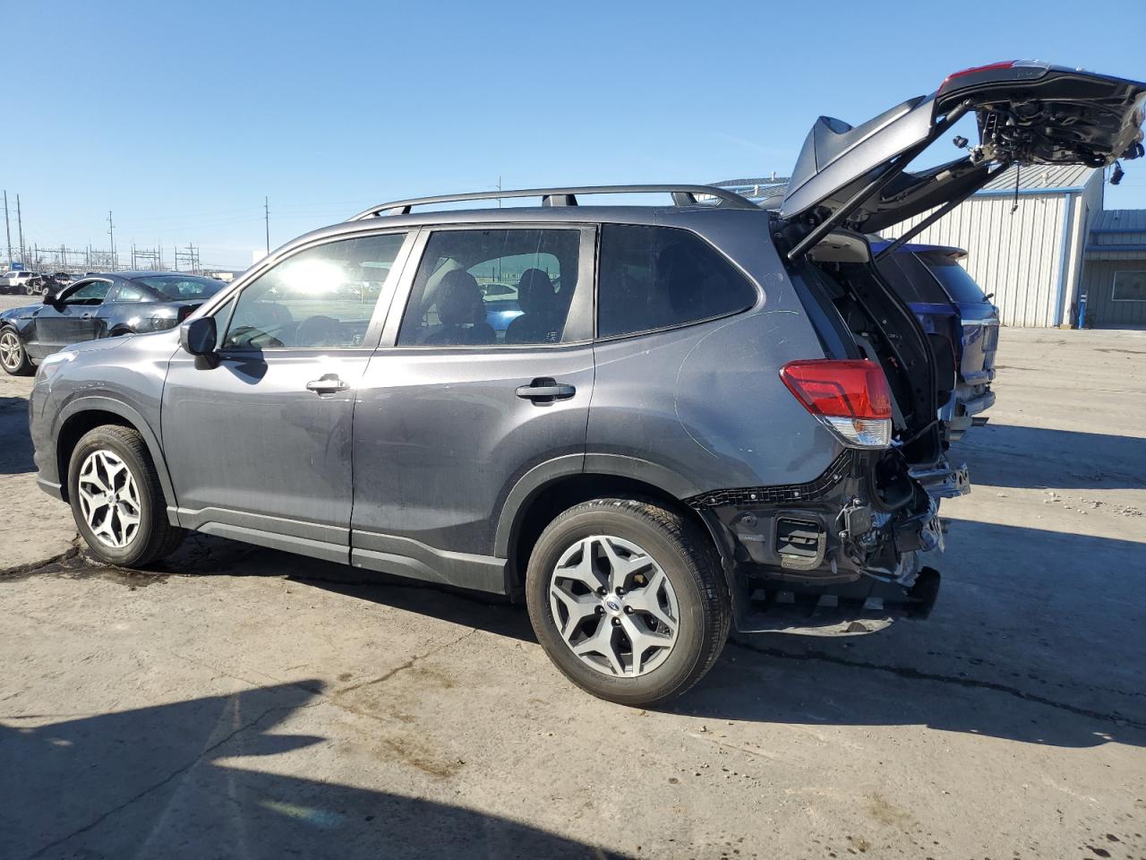 2023 SUBARU FORESTER PREMIUM VIN:JF2SKAEC5PH504116