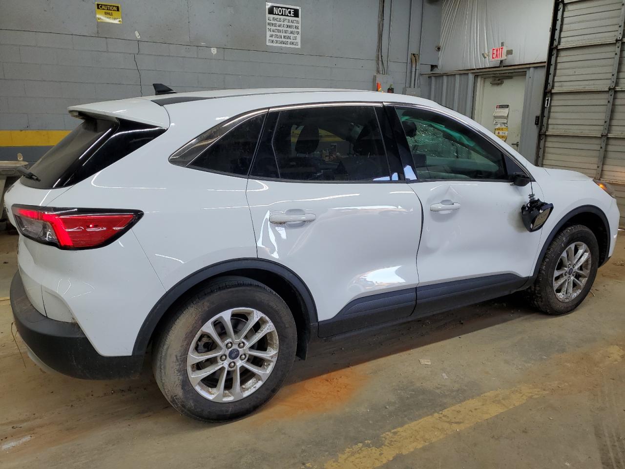 2022 FORD ESCAPE SE VIN:1FMCU0G68NUB84160