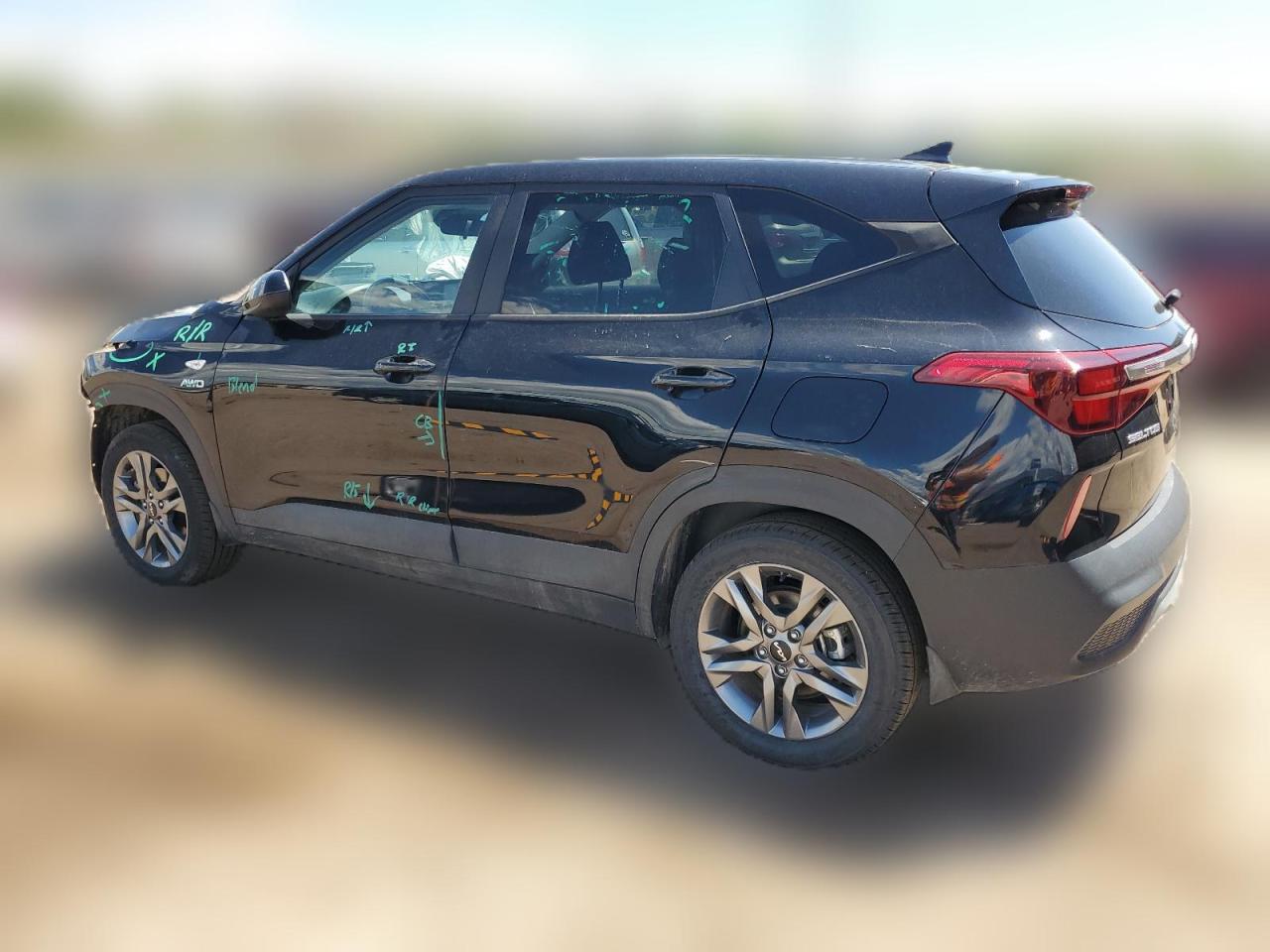 2023 KIA SELTOS LX VIN:KNDEPCAAXP7413975