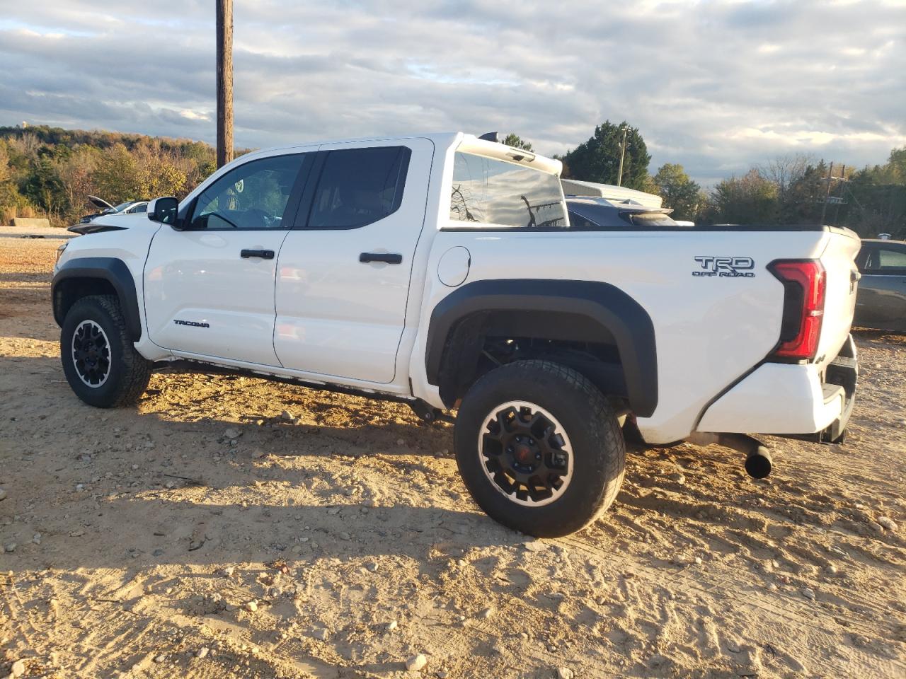 2024 TOYOTA TACOMA DOUBLE CAB VIN:3TYLB5JN5RT018474