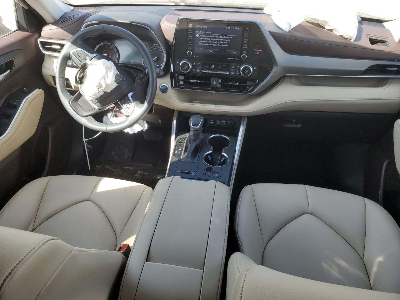 2022 TOYOTA HIGHLANDER XLE VIN:5TDGZRAH9NS092131