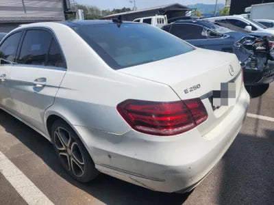 2015 Mercedes-Benz E 250 VIN: