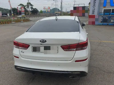 2018 Kia K5 VIN: