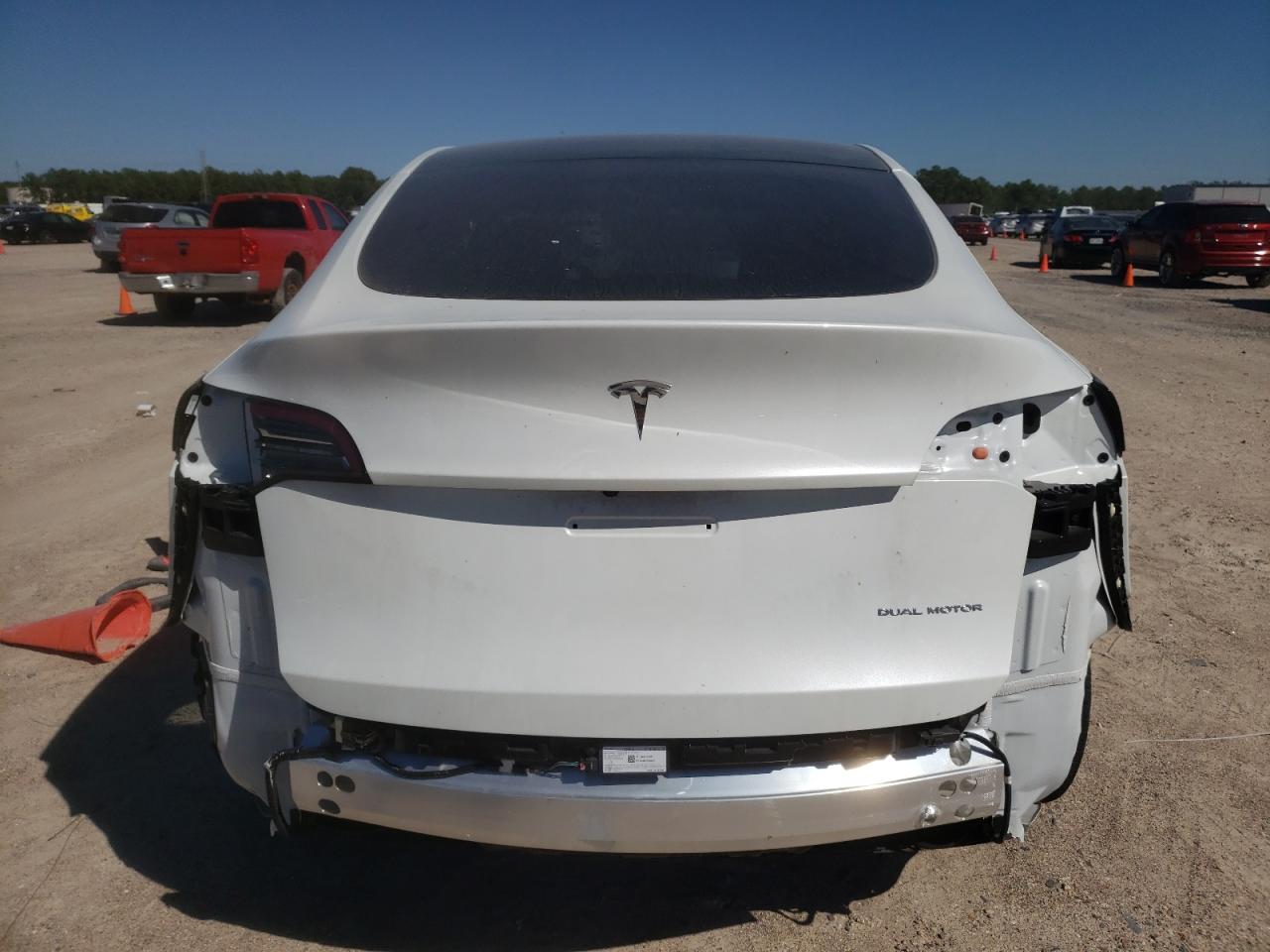 2023 TESLA MODEL Y  VIN:7SAYGDEE9PA093378