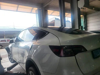 2021 Tesla Model Y VIN: