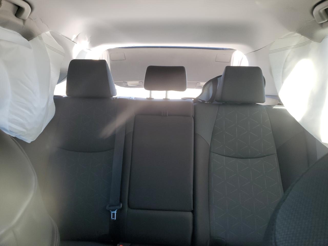 2024 TOYOTA RAV4 XLE VIN:2T3P1RFV4RC464731