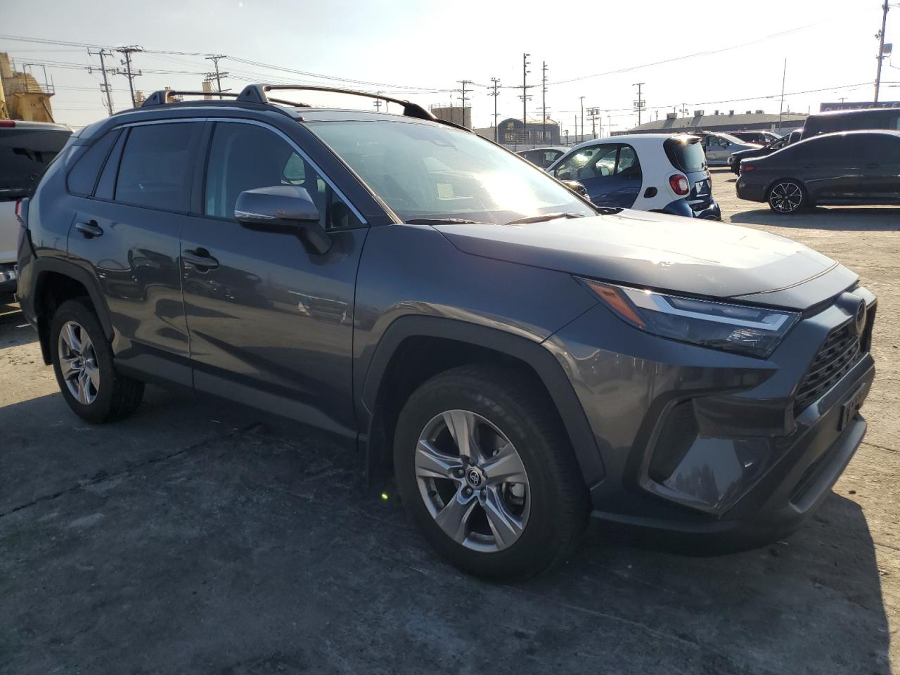 2023 TOYOTA RAV4 XLE VIN:2T3W1RFV8PC240208
