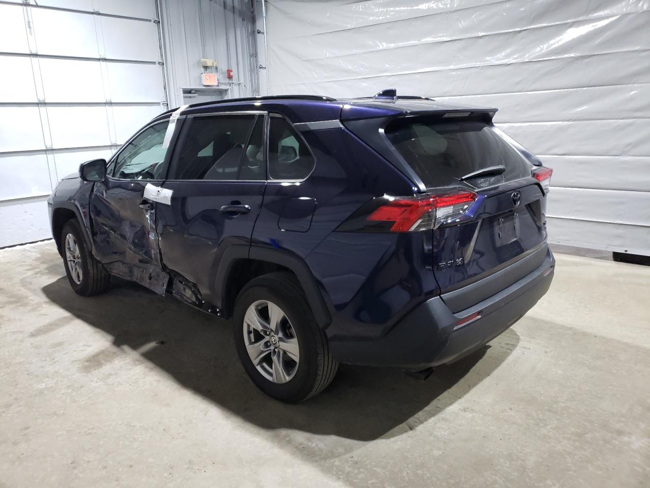 2022 TOYOTA RAV4 XLE VIN:2T3P1RFV4NW316569