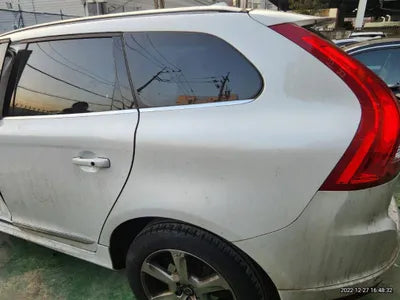 2014 Volvo XC60 VIN: