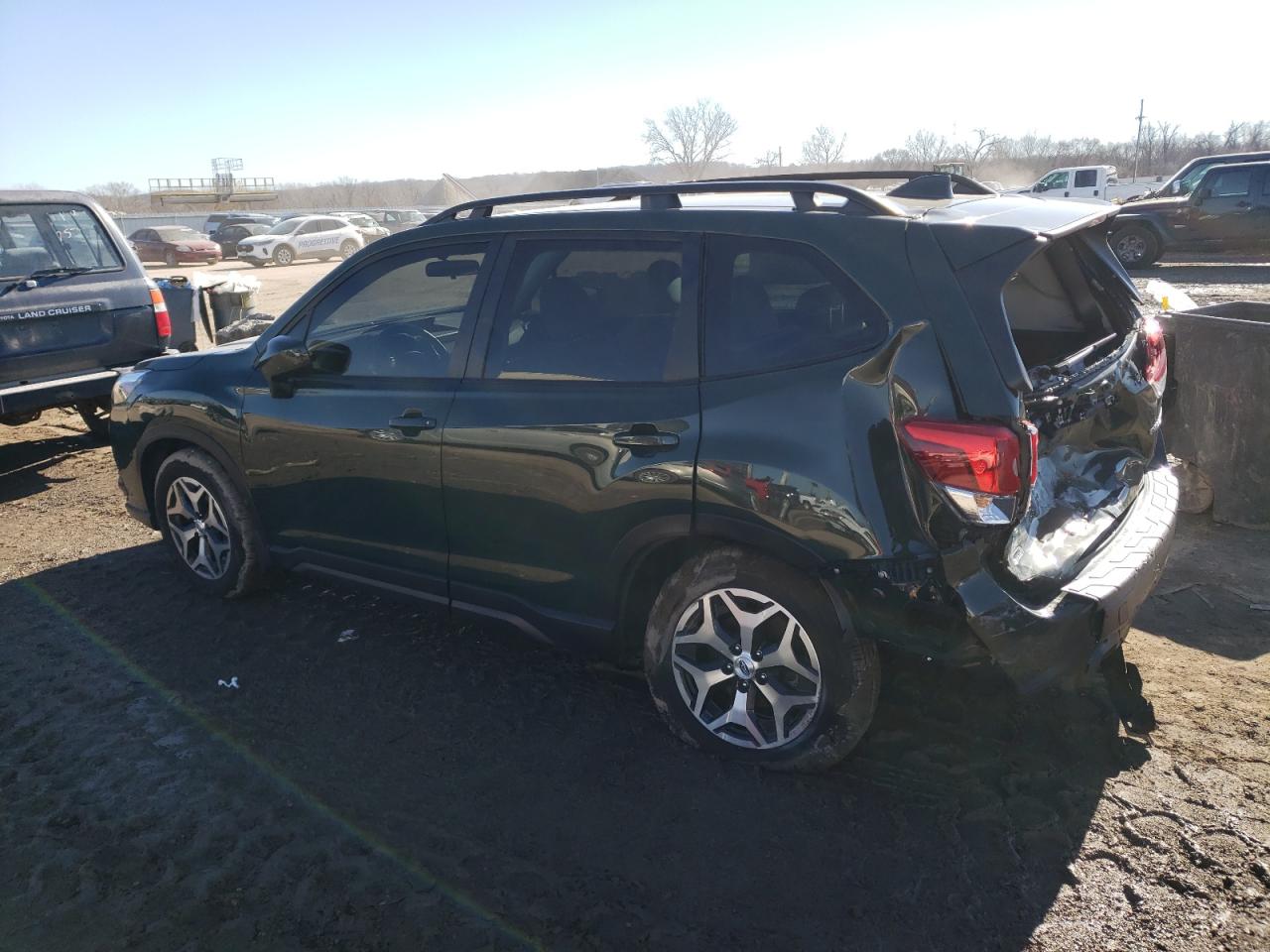 2022 SUBARU FORESTER PREMIUM VIN:JF2SKAEC6NH504235