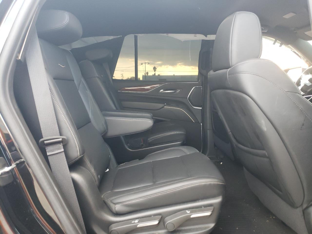 2024 CADILLAC ESCALADE LUXURY VIN:1GYS3AKL9RR250191