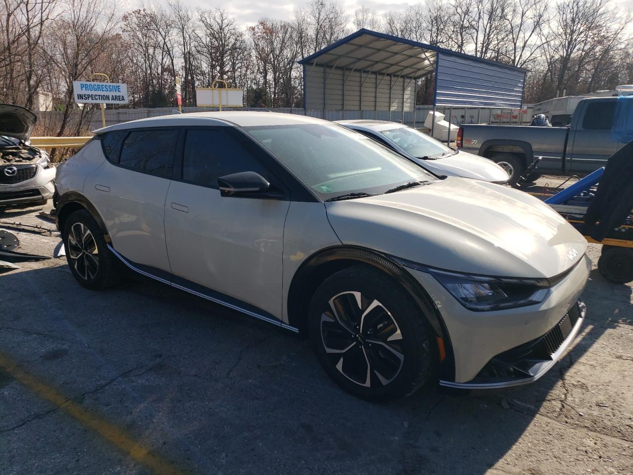 2022 KIA EV6 LIGHT VIN:KNDC3DLC2N5055061
