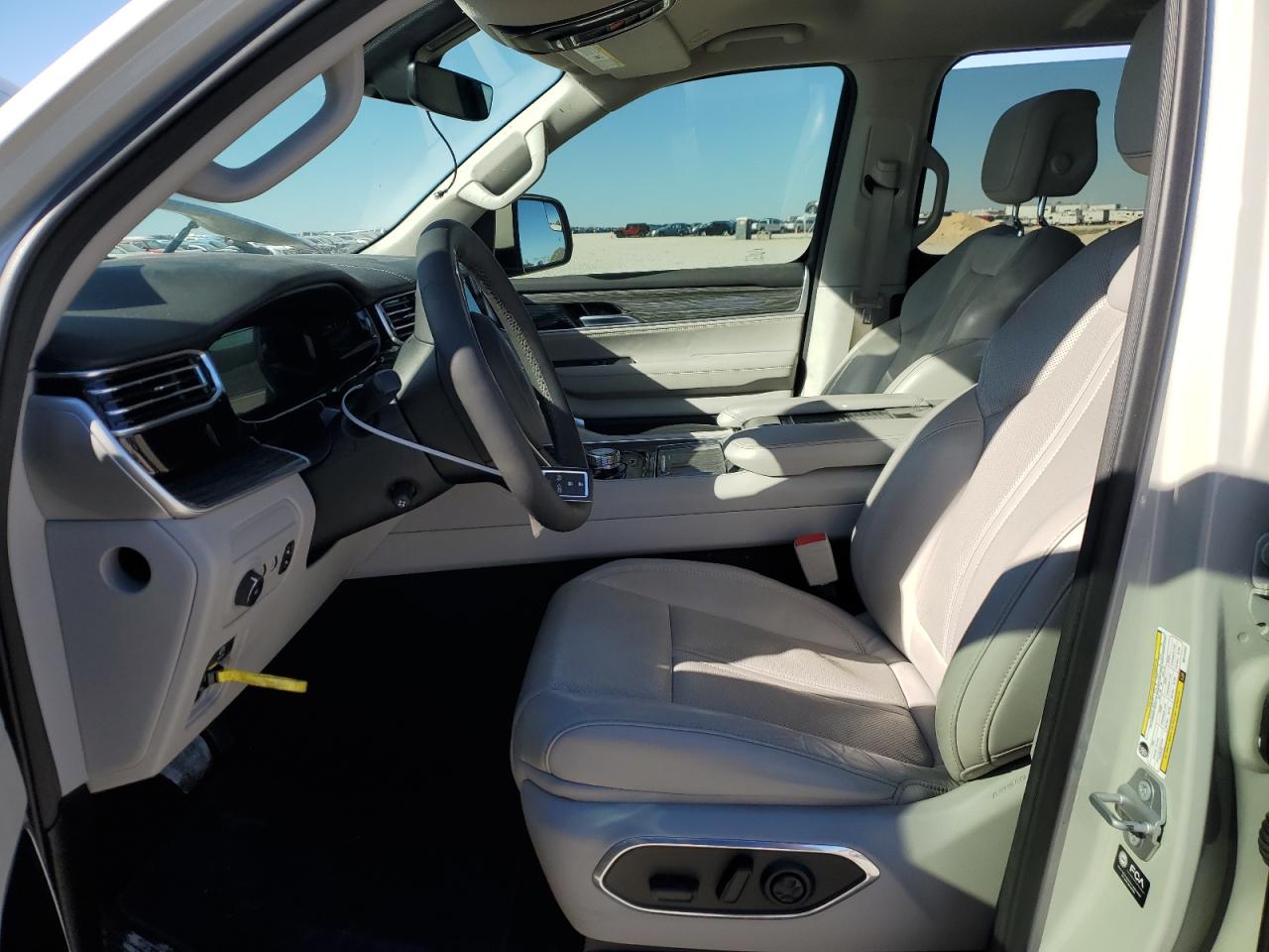 2022 JEEP WAGONEER SERIES III VIN:1C4SJUDTXNS144247