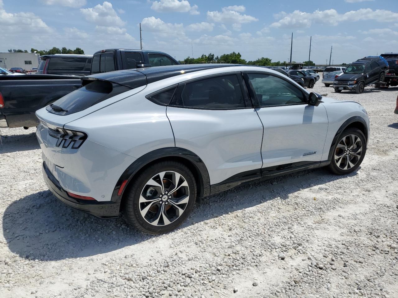 2022 FORD MUSTANG MACH-E PREMIUM VIN:3FMTK3SU4NMA57973