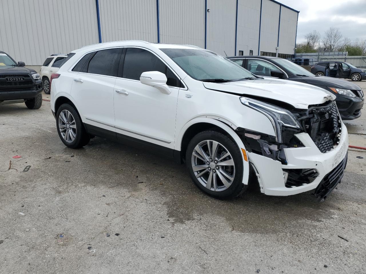 2024 CADILLAC XT5 PREMIUM LUXURY VIN:1GYKNCR45RZ708894