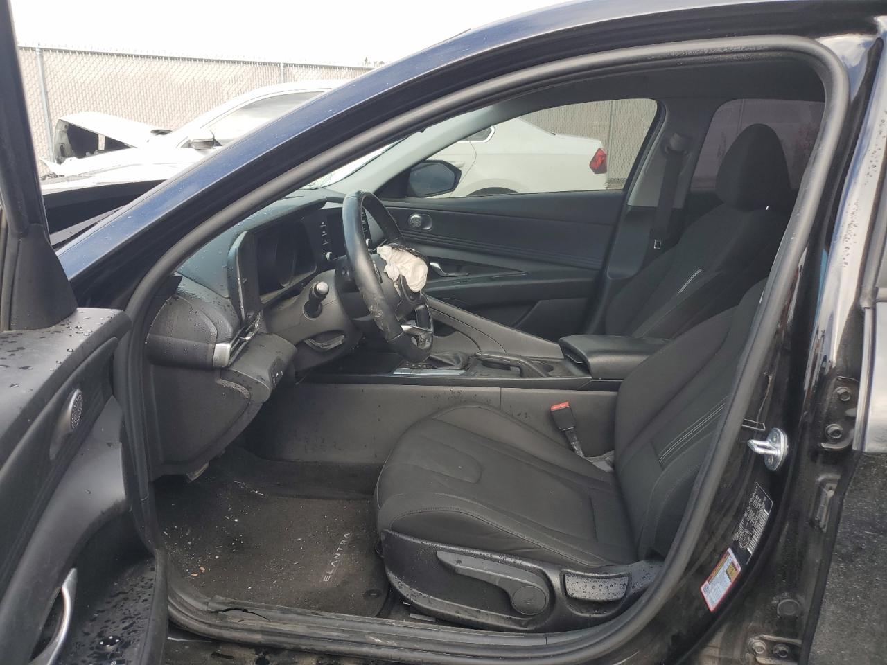 2022 HYUNDAI ELANTRA SEL VIN:KMHLM4AG2NU256785