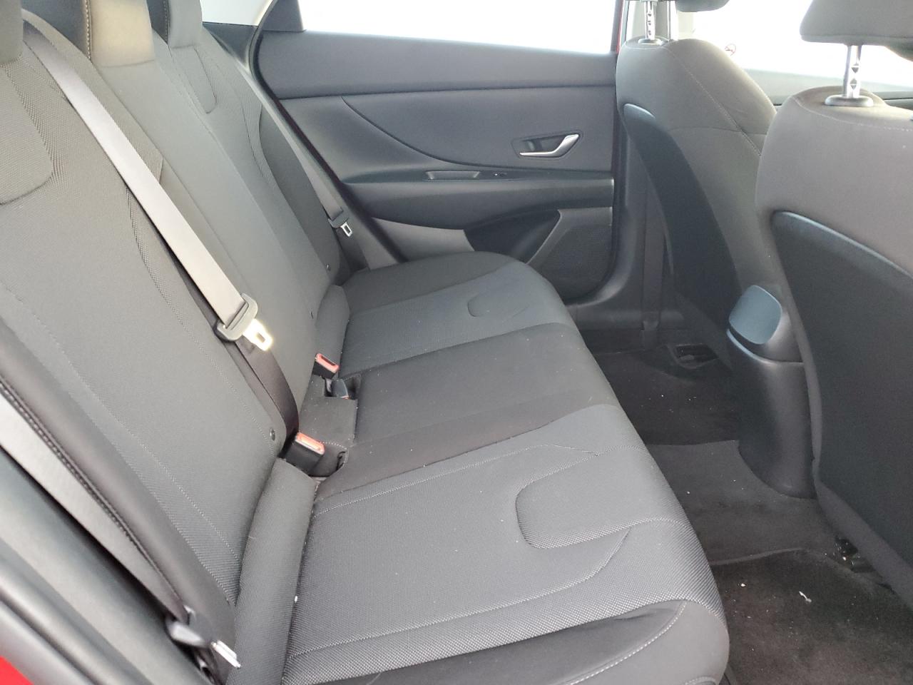 2022 HYUNDAI ELANTRA SEL VIN:KMHLM4AG1NU247768