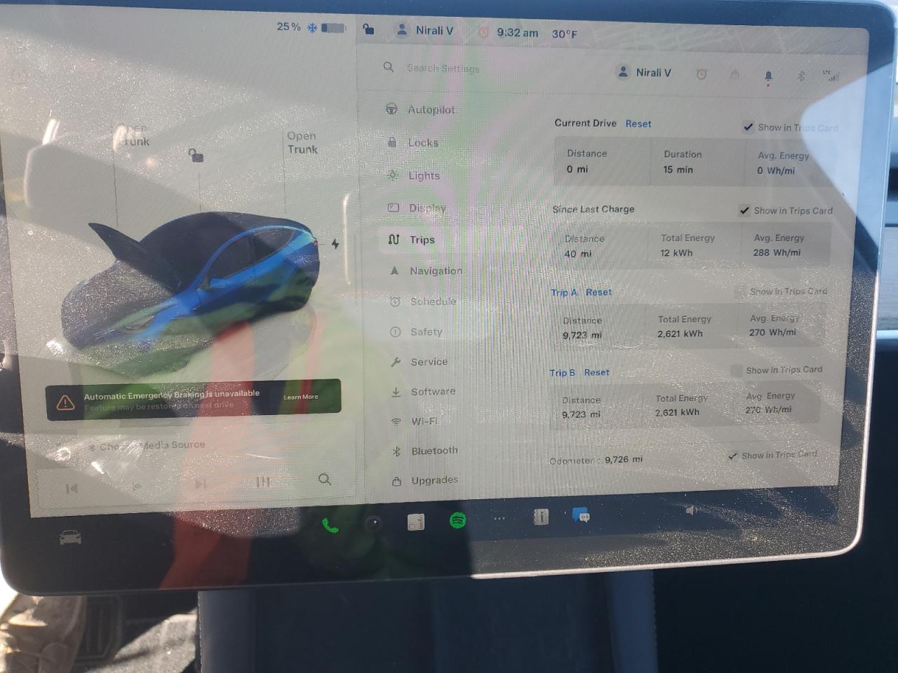 2023 TESLA MODEL Y  VIN:7SAYGDEE0PA196351