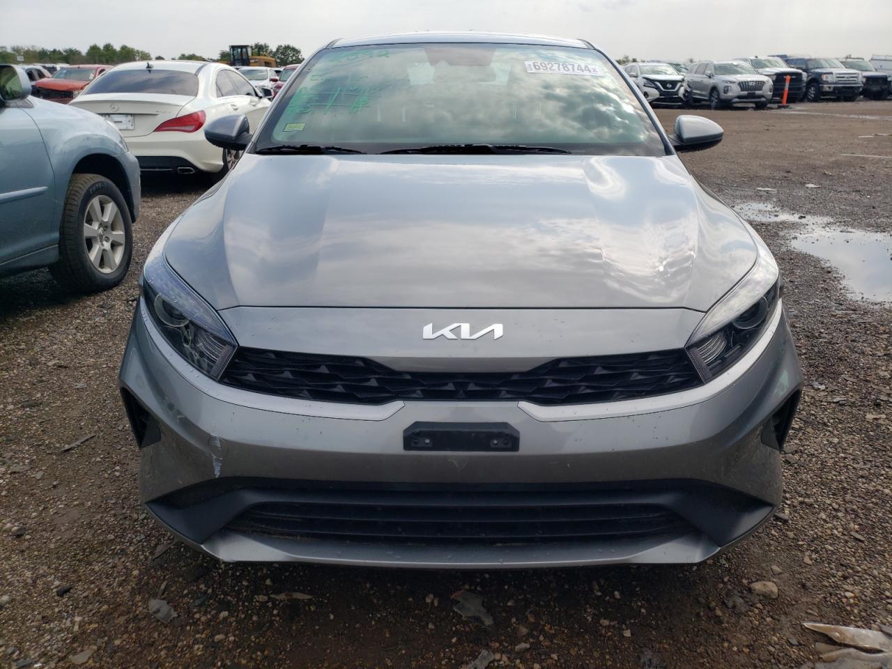 2022 KIA FORTE FE VIN:3KPF24AD8NE458932