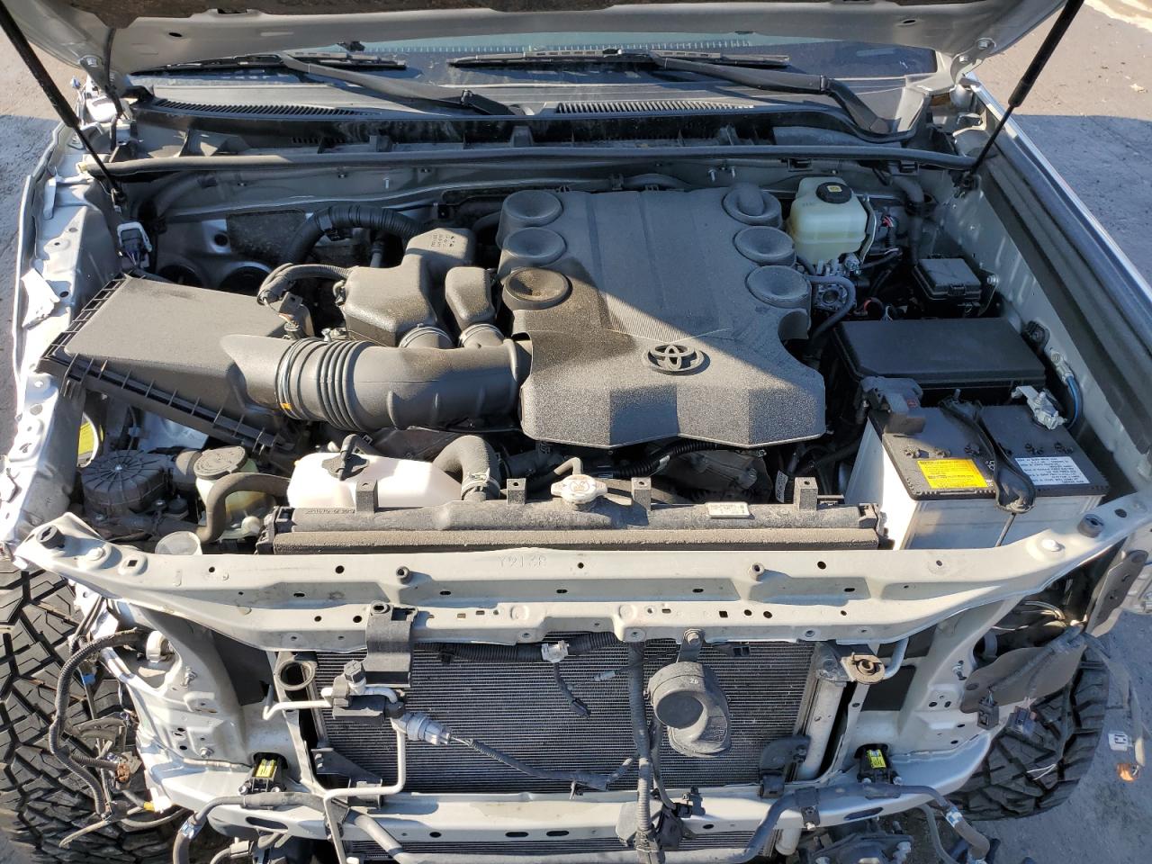 2022 TOYOTA 4RUNNER SR5/SR5 PREMIUM VIN:JTEMU5JR9N5996551