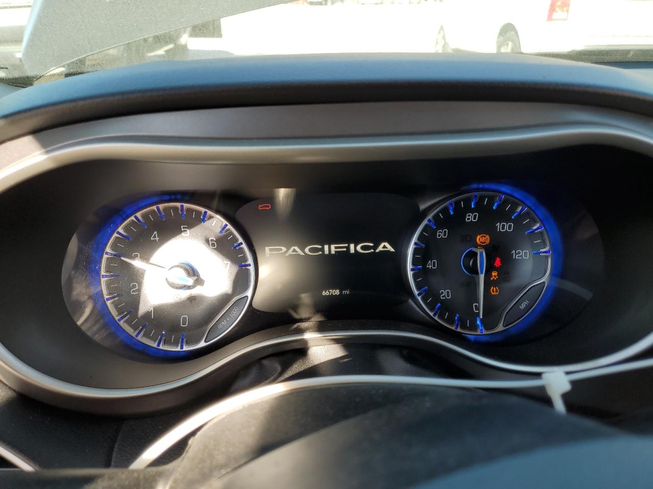 2022 CHRYSLER PACIFICA TOURING L VIN:2C4RC1BG3NR106583