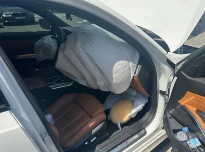 2019 BMW 330 WBA5R3103KAE82391 VIN:WBA5R3103KAE82391