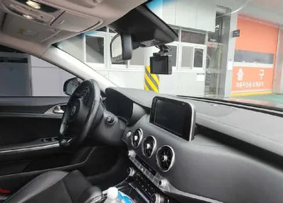 2018 Kia Stinger KNAE351BDJS028982 VIN:KNAE351BDJS028982