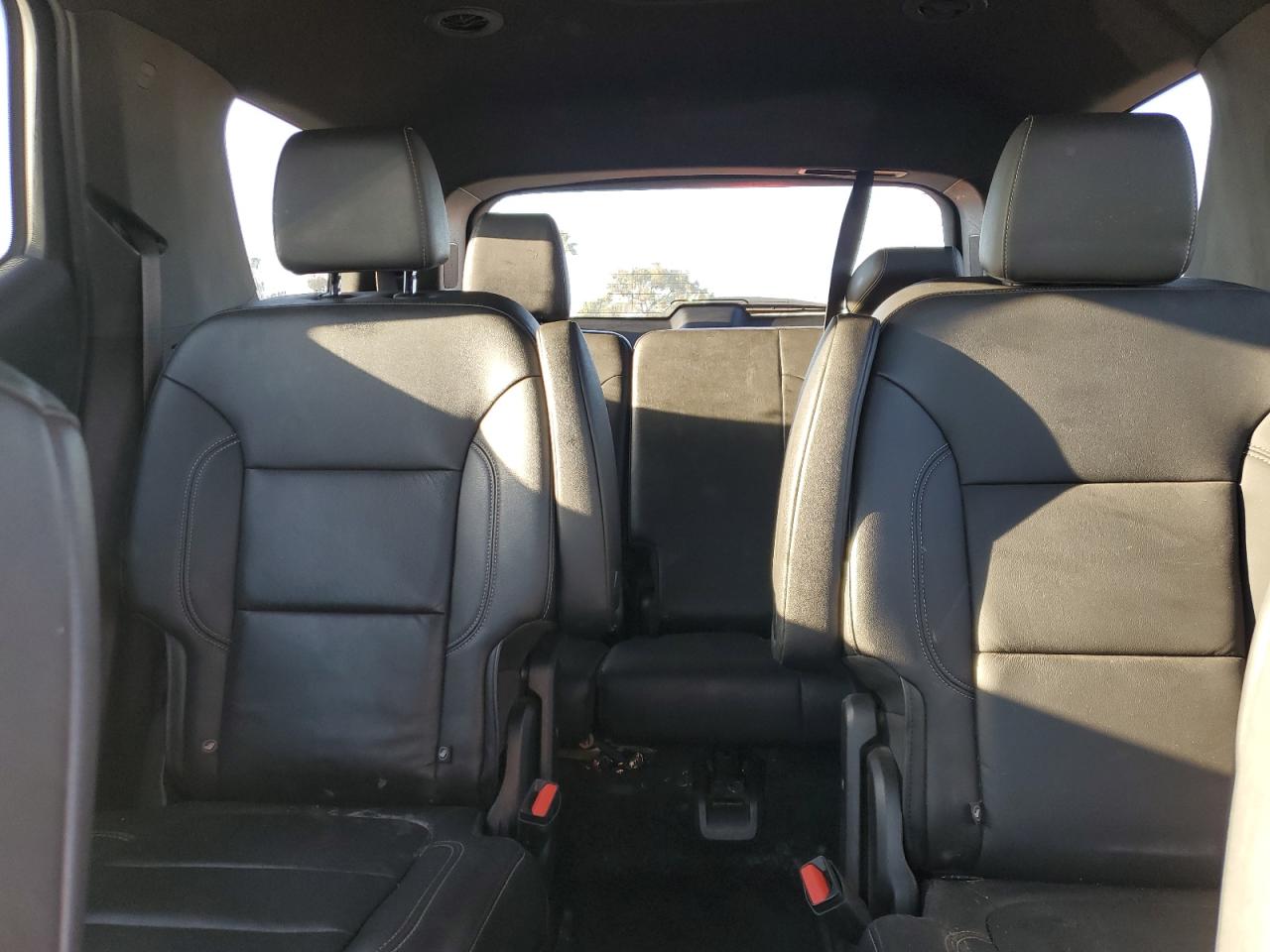 2022 CHEVROLET TRAVERSE LT VIN:1GNERHKW2NJ122329