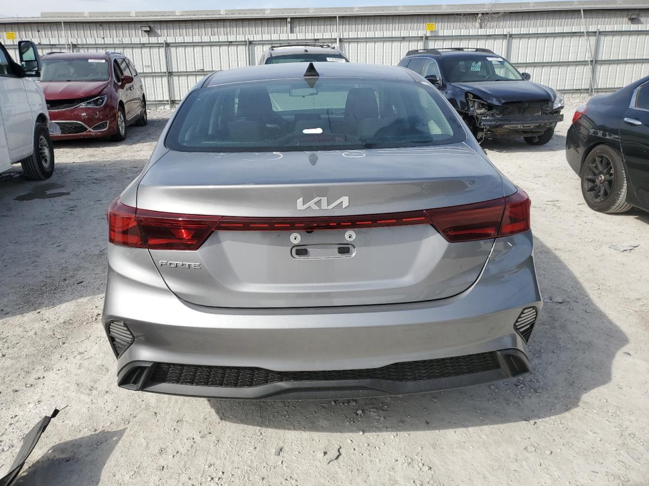 2024 KIA FORTE LX VIN:3KPF24AD9RE724612