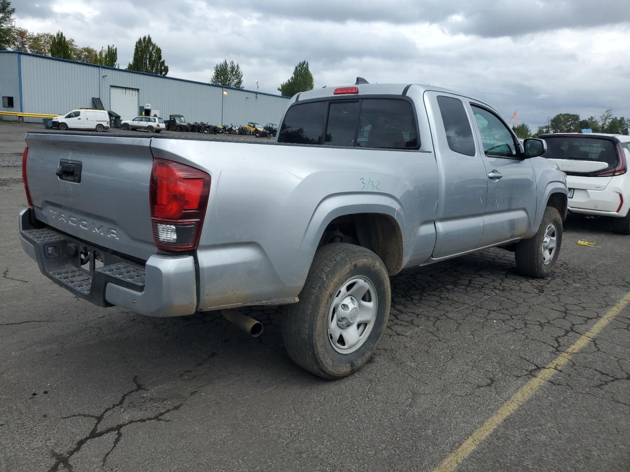 2022 TOYOTA TACOMA ACCESS CAB VIN:3TYRX5GN1NT054708