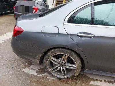 2018 Mercedes-Benz E 300 VIN: